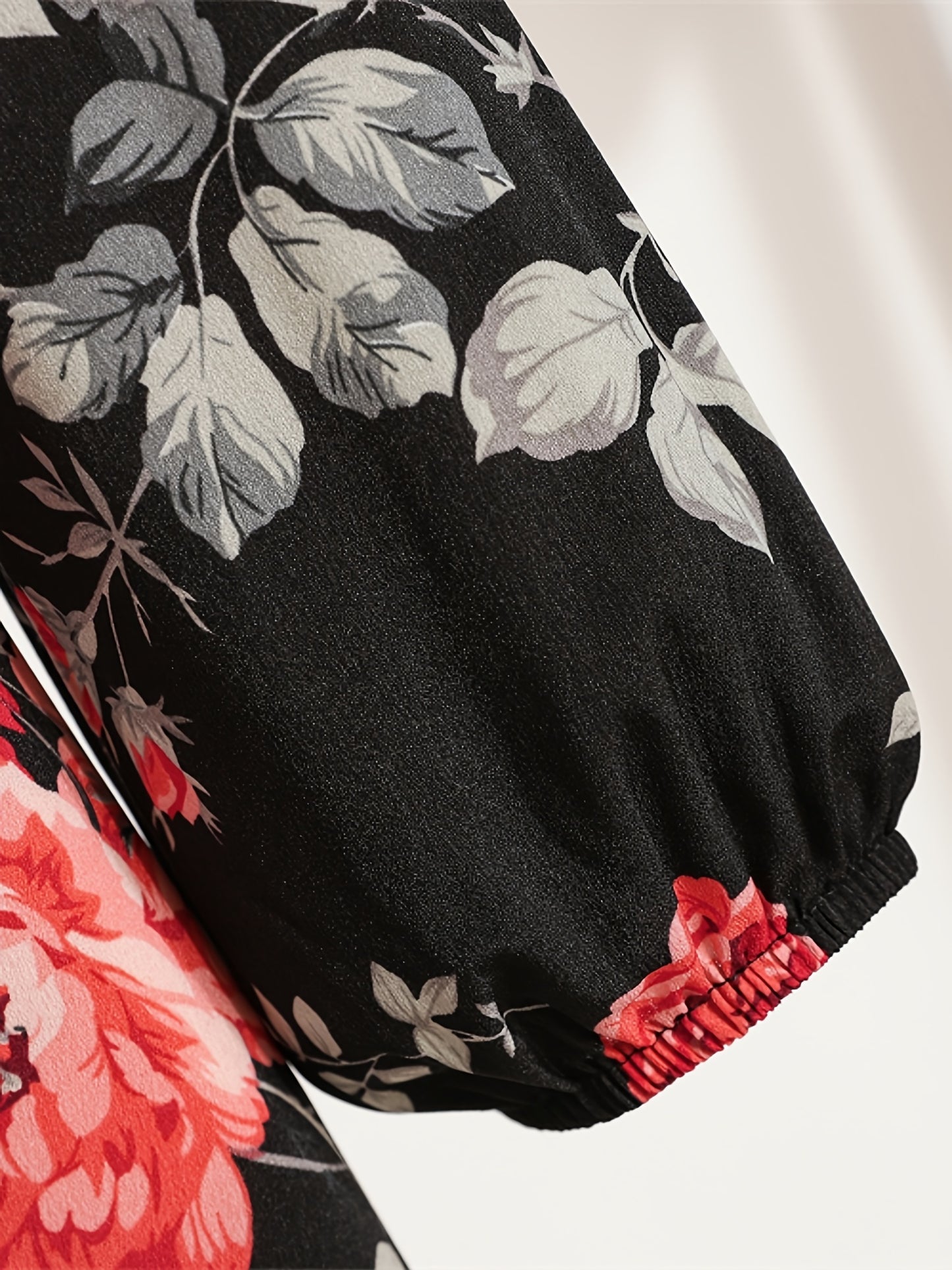 Floral Retro Tunic Maxi Dress with Round Neck and High Waist