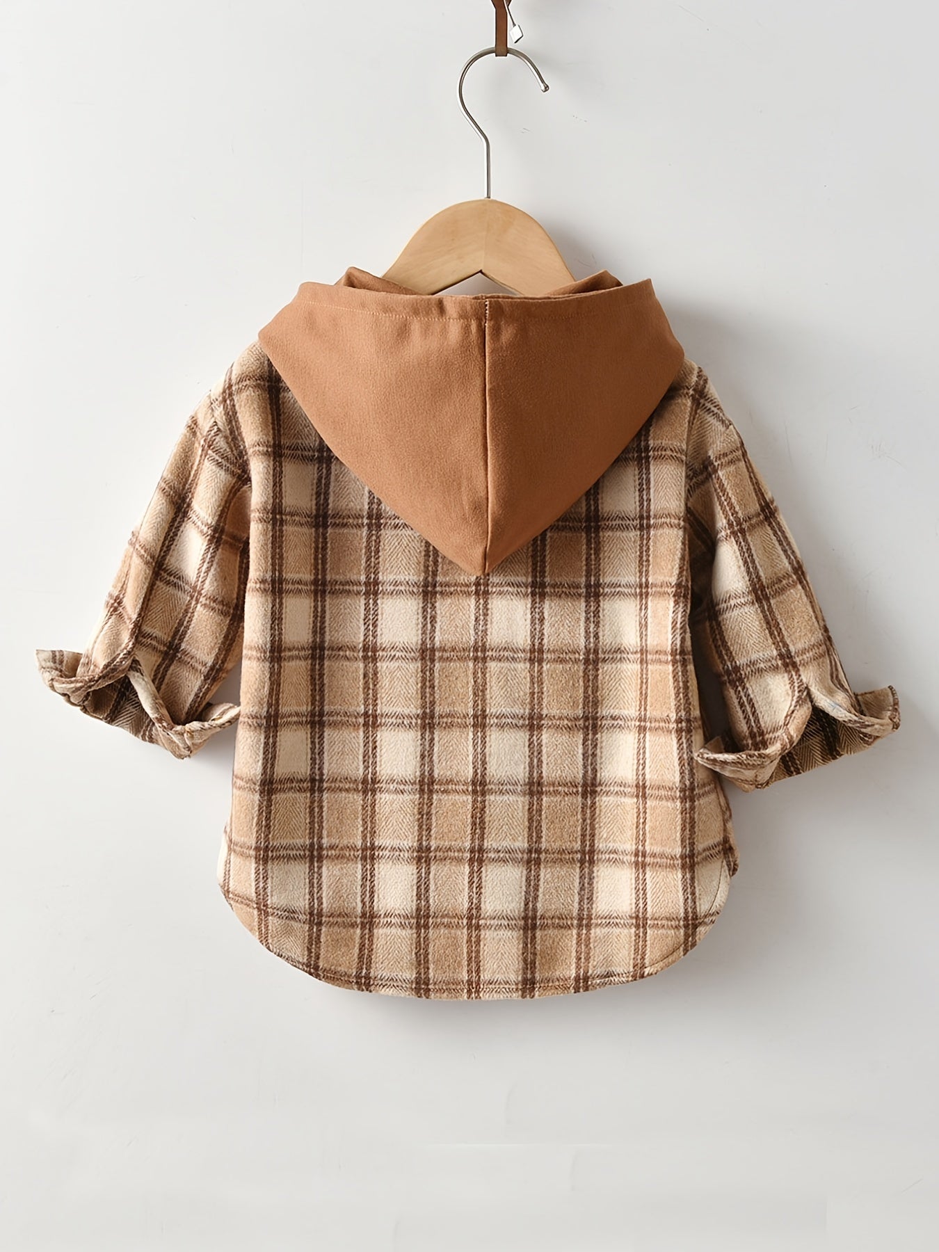 Boys' Casual Hooded Plaid Shirt for Autumn and Winter" Description: "Stay warm and stylish this autumn and winter wit