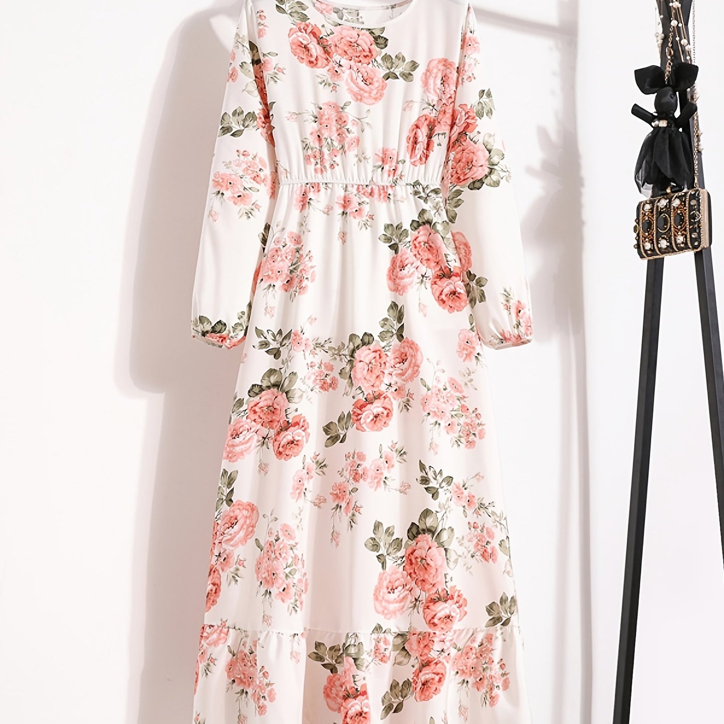 Elegant Floral High Waist Maxi Dress with Ruffled Neckline