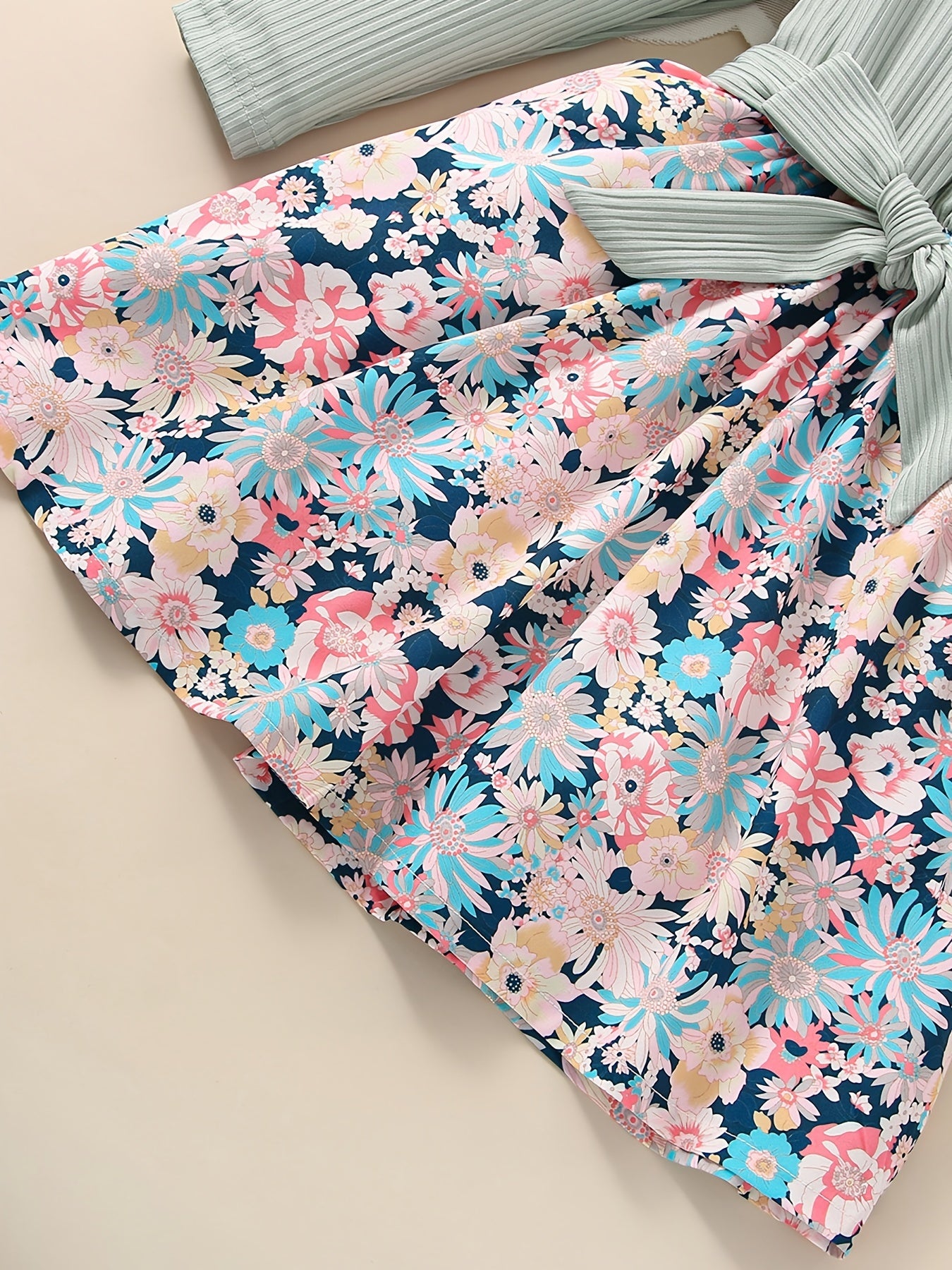 Girls Ruffle Button Flowers Print Splicing Dress - A Chic and Adorable Outfit