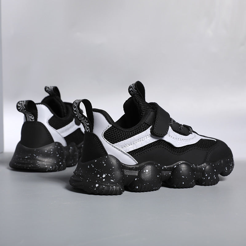 Boys' Fashionable Black and White Non-Slip Running Shoes