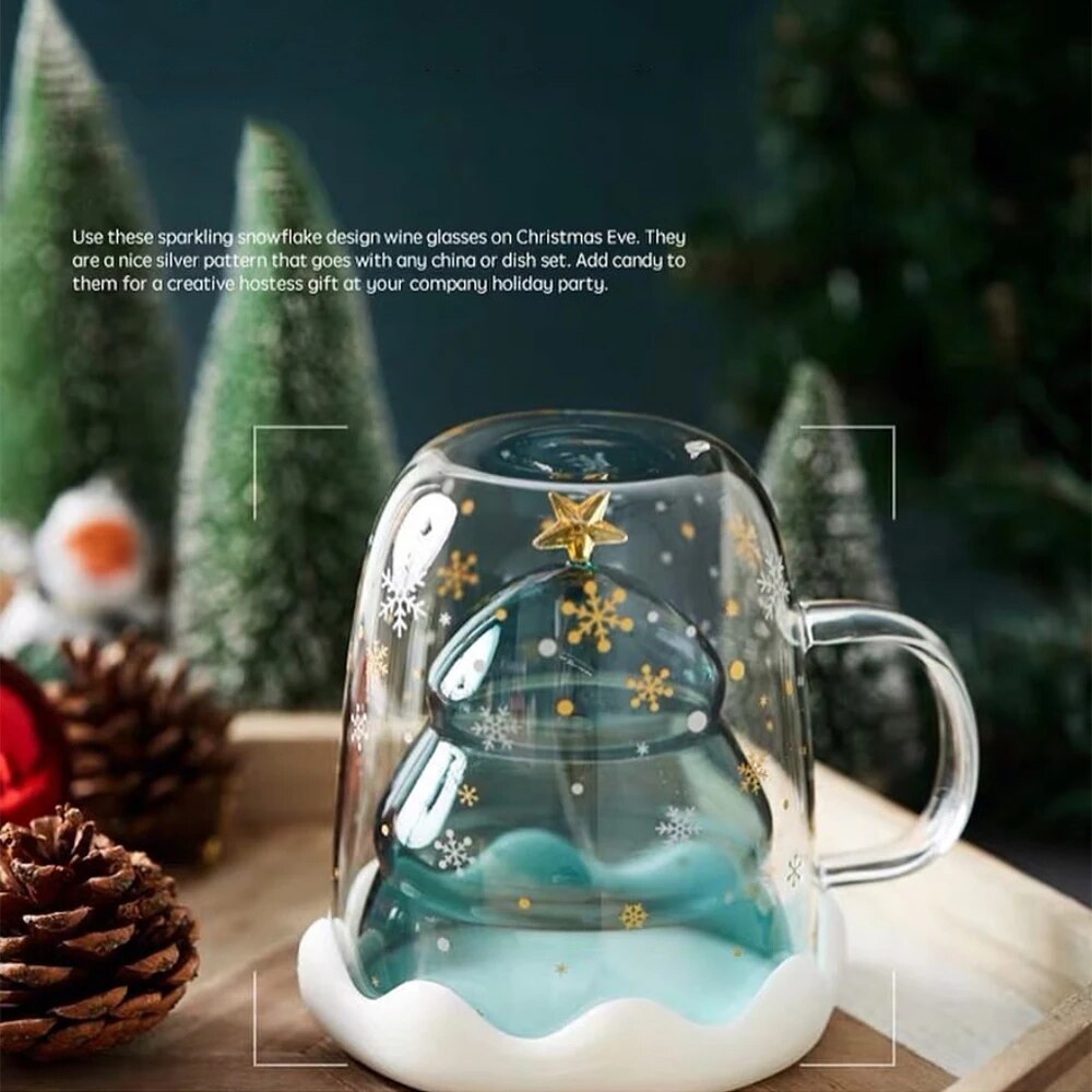 The mug comes with a cute and creative cup lip