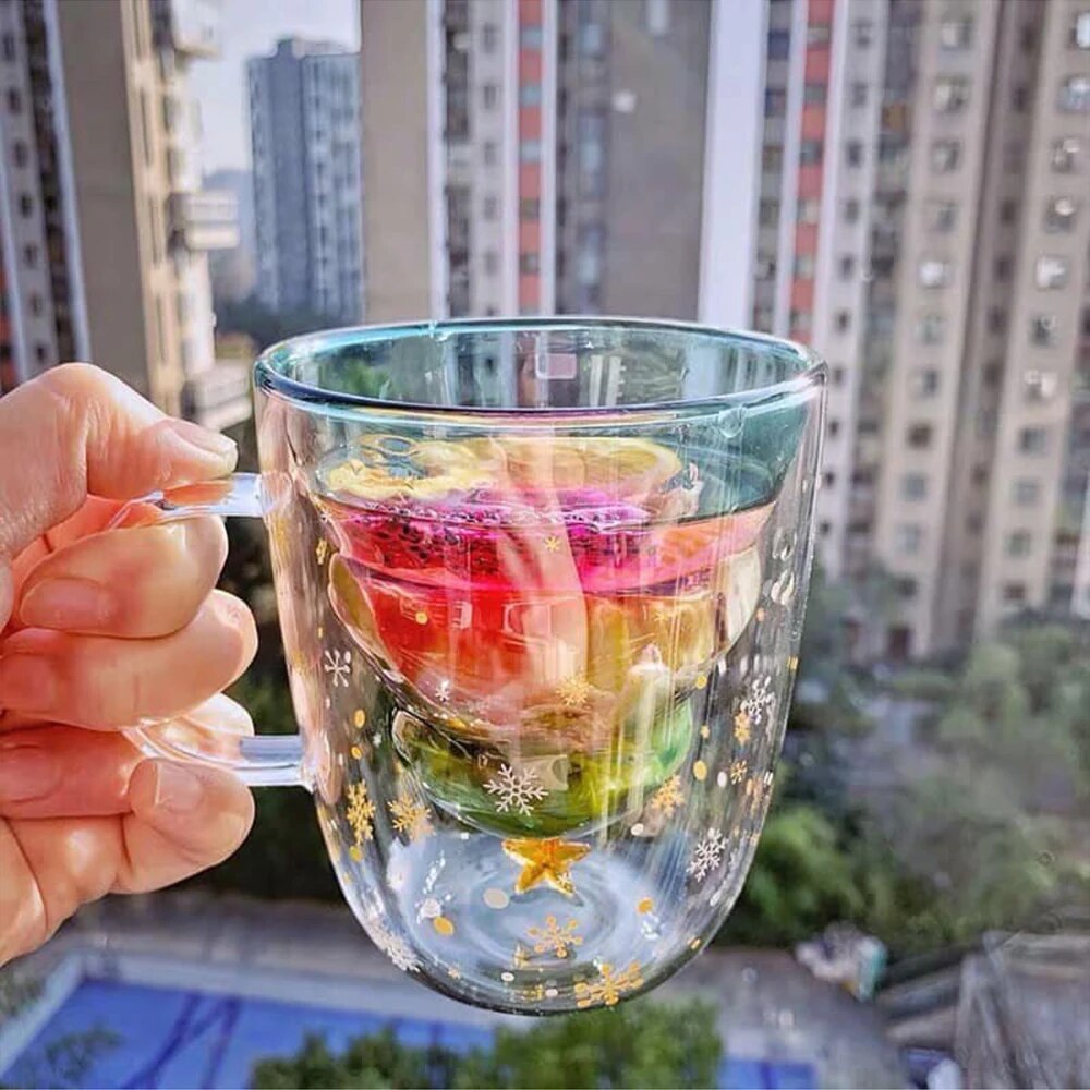 The mug comes with a cute and creative cup lip