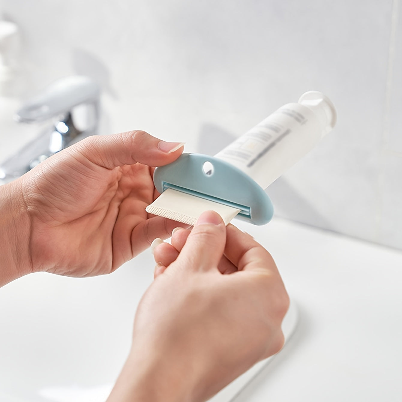 2 Pack Toothpaste Tube Squeezer Dispenser Clips
