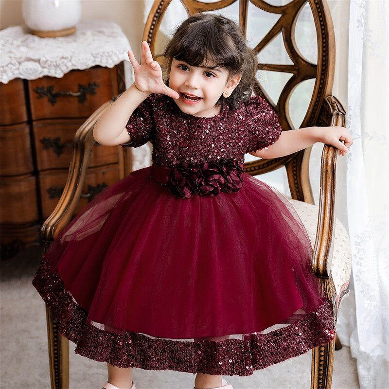 Sparkling Floral Elegance: Sequined Flower Vestidos for a Memorable Occasion