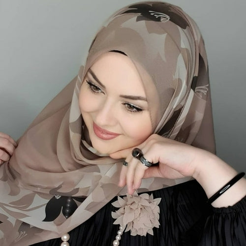 "Elegant Black Chiffon Hijab for Women"