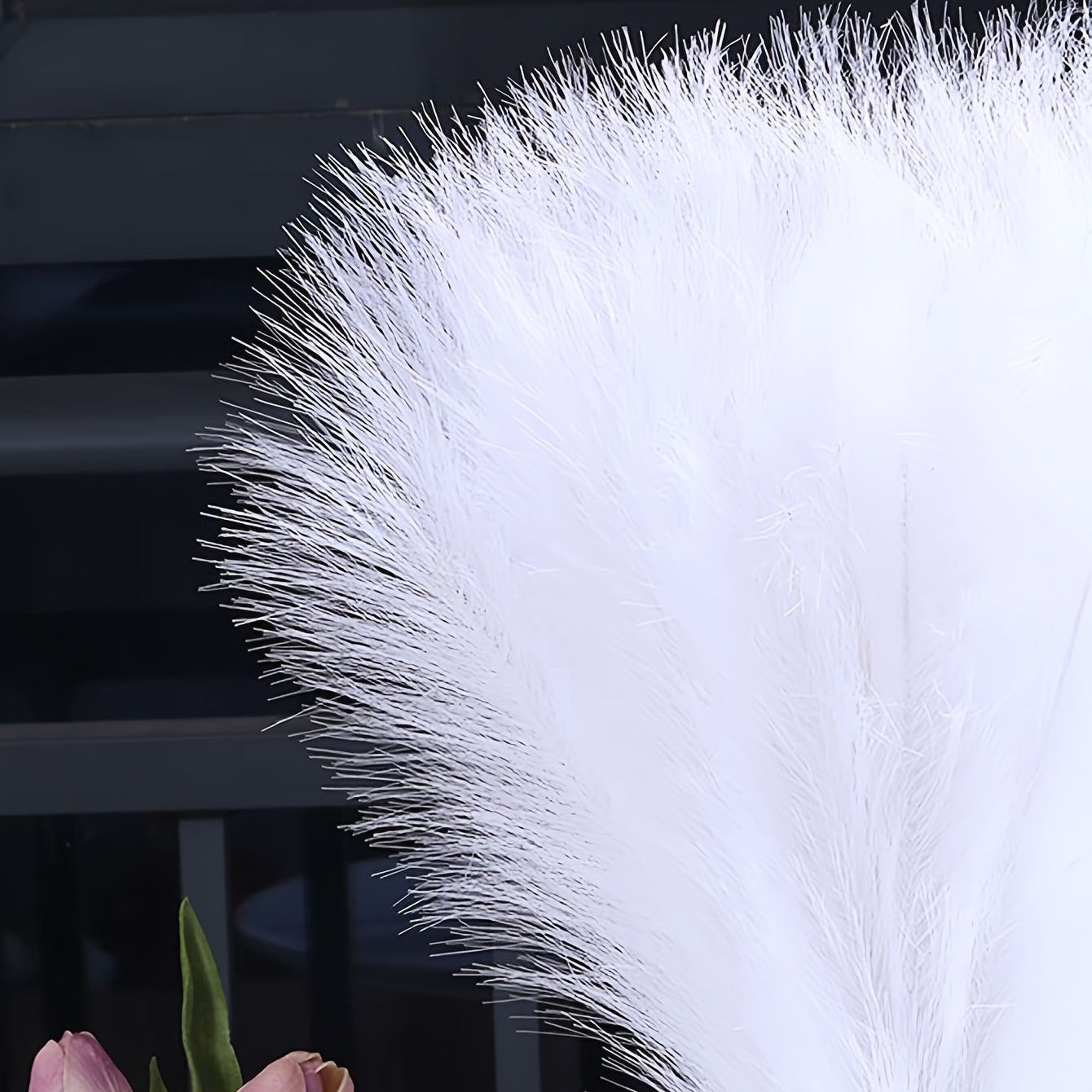 1 Pack/5pcs Faux Pampas Grass Large Tall Fluffy Artificial Flowers - Boho Decor for Vase Filler, Farmhouse, Home, and Wedding Decoration