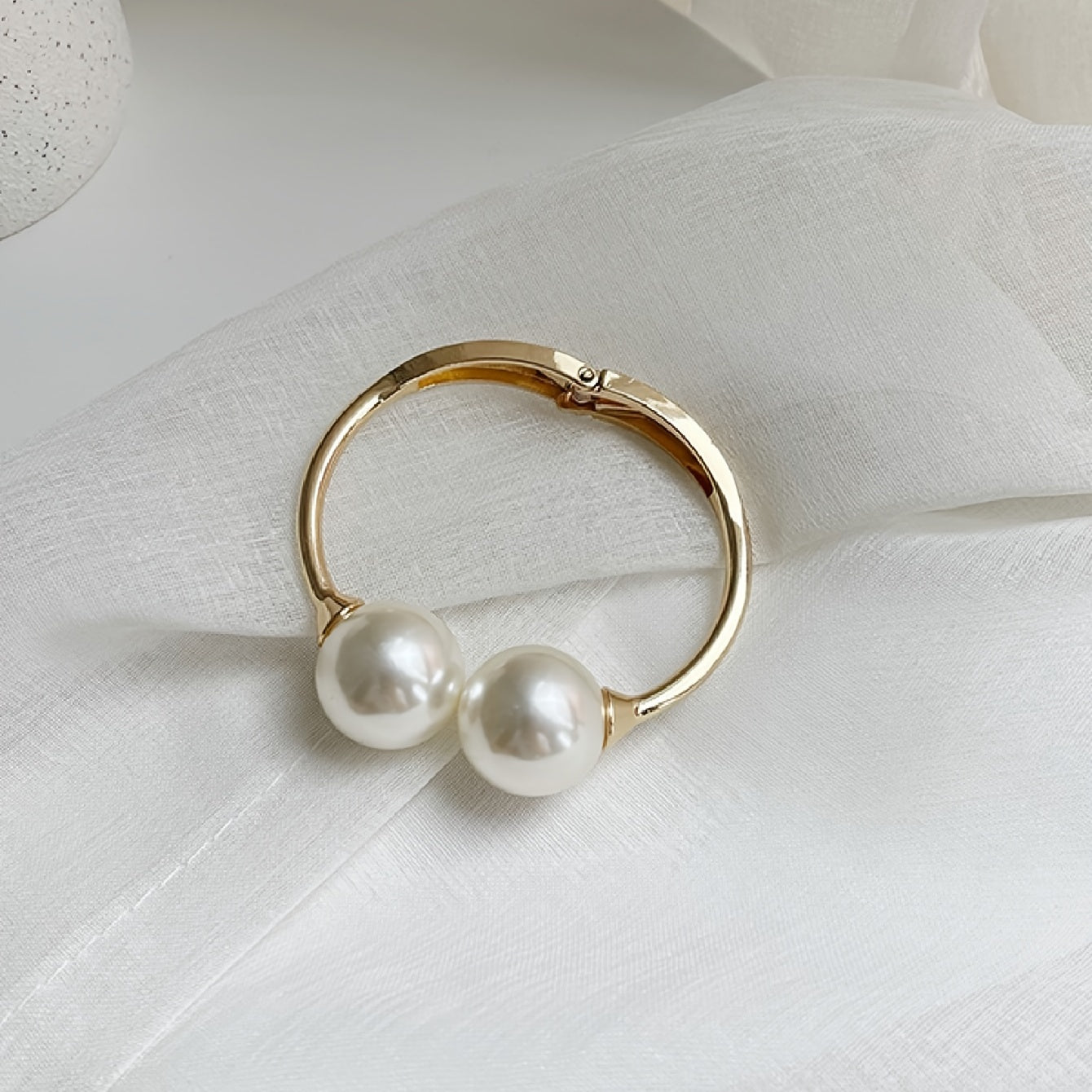 1pc Metal Curtain Tieback, Faux Pearl Decor Curtain Holdback Buckle For Holding Curtains & Drapes, Simple & Elegant Home Decor