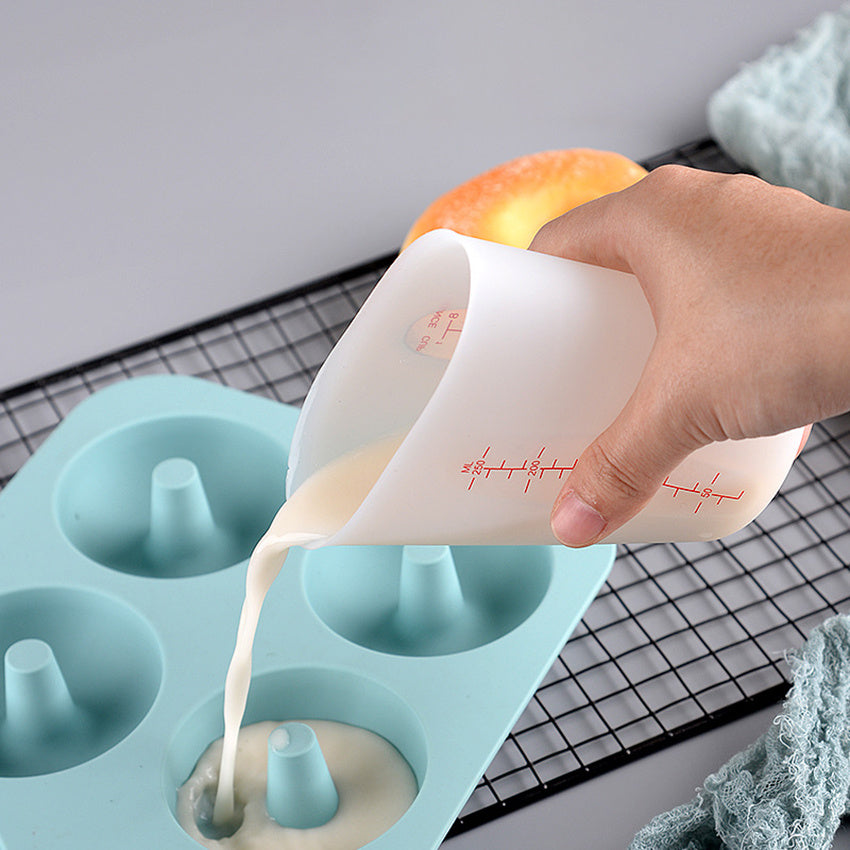 1pc Double Scale Silicone Measuring Cup, Milk Tea Shop Supplies, Baking Tools, Soft Milk Cup, Liquid Measuring Cup