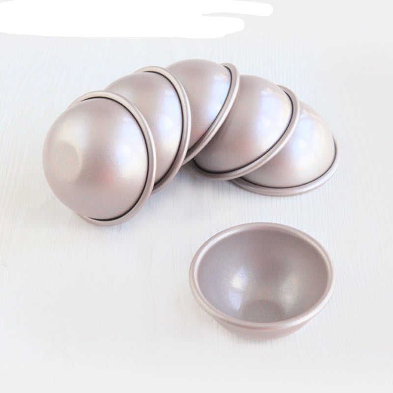6-piece Non-Stick Round Cake Pan Set by CHEFMADE